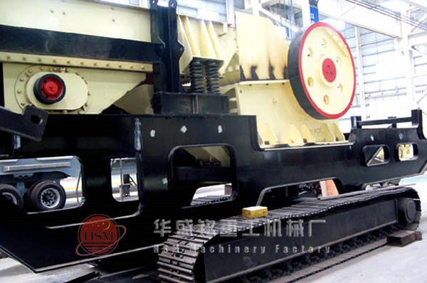 履帶式移動(dòng)制砂機