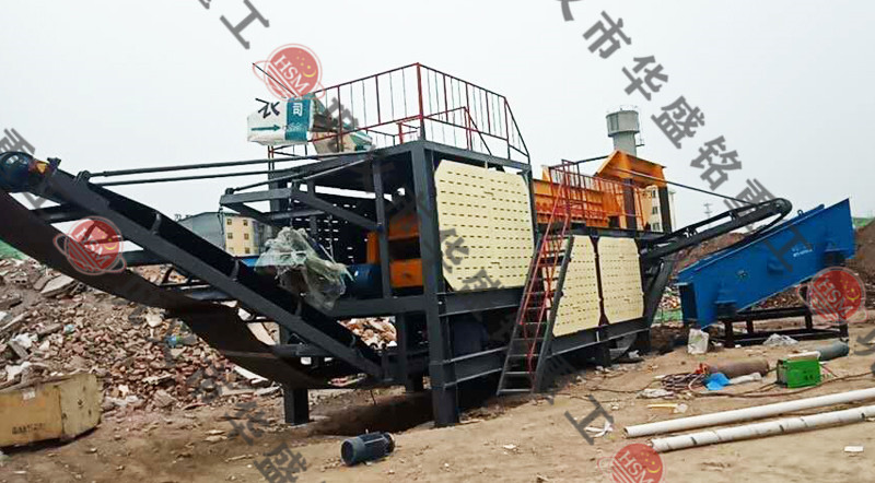 大型移動(dòng)制砂機